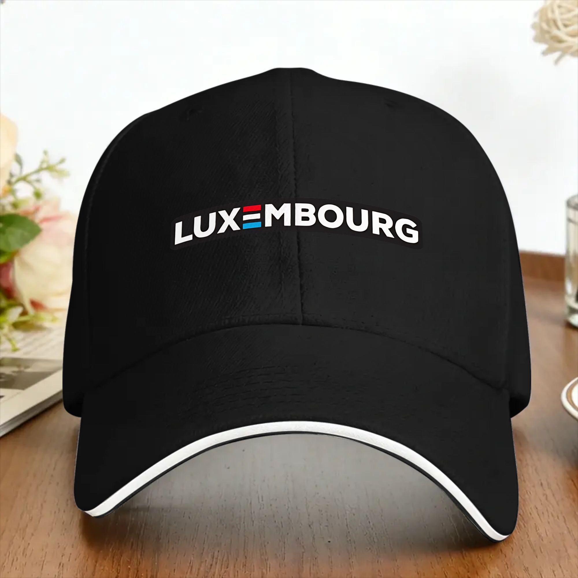 Outdoor Sport Luxembourg - Бейсболка с абстрактным рисунком в стиле